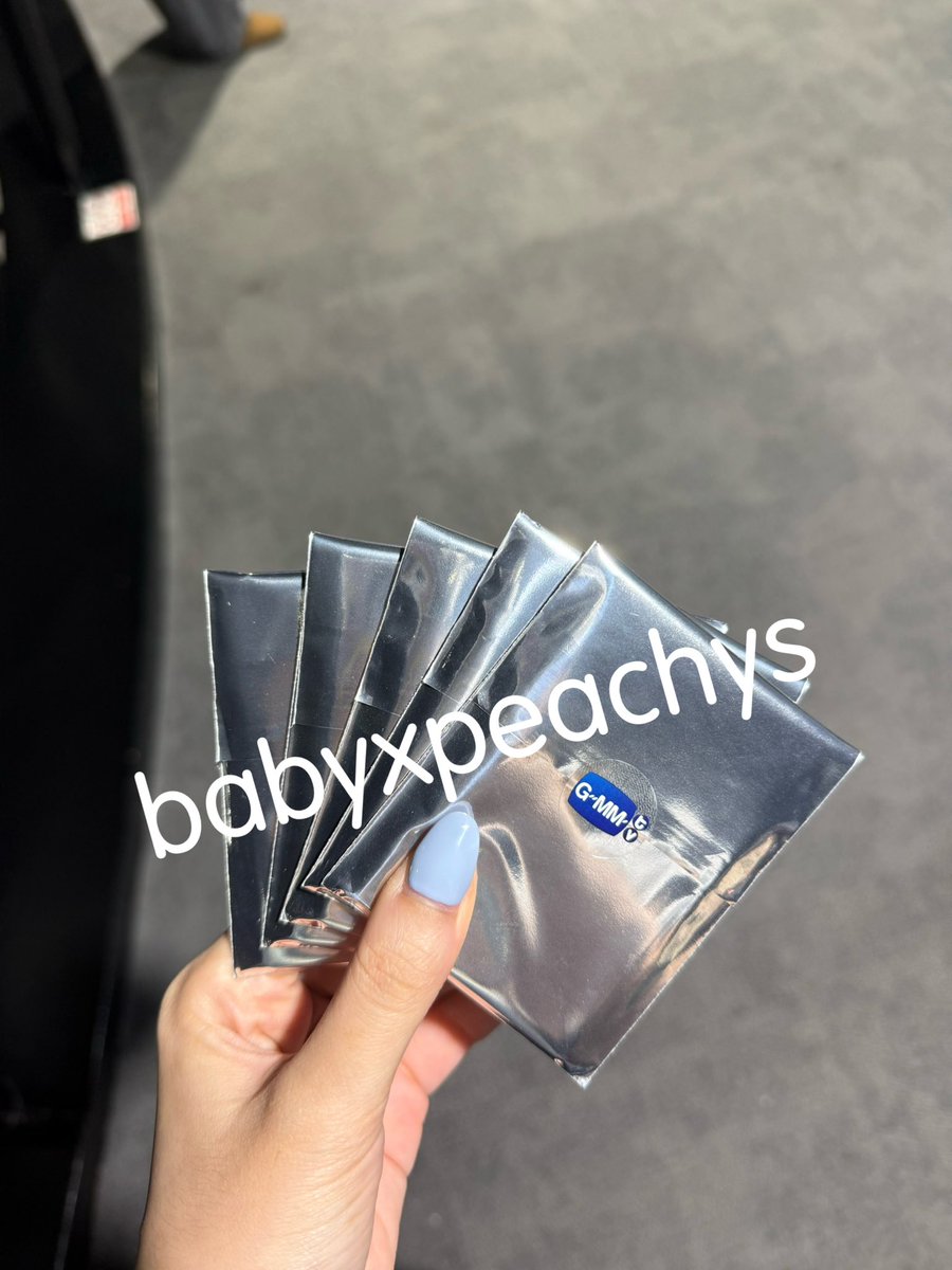 Babyxpeachys's tweet photo. WTS
🦋RandomBoy ไม่แกะ 5ซอง
☁️ซองละ 350

📍เดมมาได้เลยค้าบ
🙏🏻เดมไม่ได้รบกวนฟอลมาก่อนน้า

#GMMTVFANIVAL2026HappyFamily
#ตลาดนัดgmm #ตลาดนัดgmmtv https://t.co/YGYIhjroZP