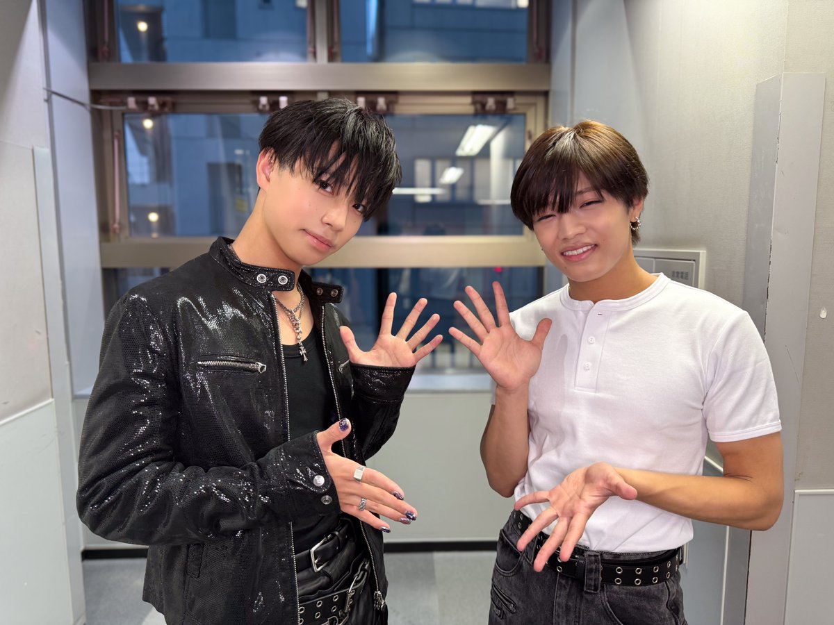 psyfe_official's tweet photo. [TikTok🎥]

#PCF_IfYoureMine with @starglow_bmsg #GOICHI さん
Thank you!
https://t.co/PSjzPvSJUf

┈┈┈
🎧Download &amp; Streaming
https://t.co/TgEo1bCdiZ
┈┈┈

#PSYCHICFEVER #半田龍臣 https://t.co/afexPxf5np