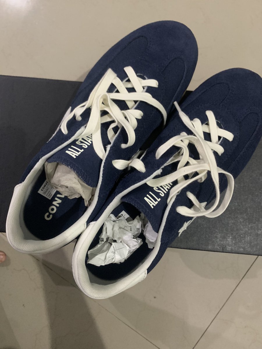 mpiiikachu's tweet photo. want to sell sepatu CONVERSE run star trainer uk 42 navy

ori mulus belum dipake sama sekali, beli di offline store aeon mall sentul.

bisa negoo atur sewaras mungkin

shopee/cod
bogor/jakarta

tag. wts sepatu converse wtb https://t.co/j9Tz0fOeJn