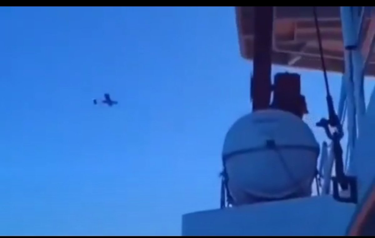 PDakso's tweet photo. @jurgen_nauditt Definitely you can see the Ukrainian drone fly by... https://t.co/CIcqIe7XyM