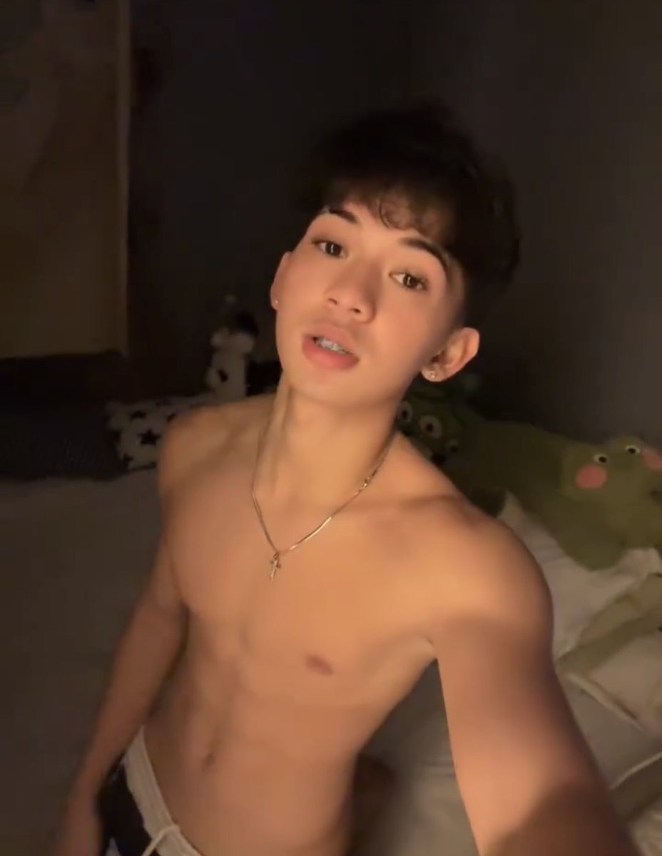 tracy19fa6's tweet photo. https://t.co/FiiZlwRMpk https://t.co/1n7DrwVoTJ