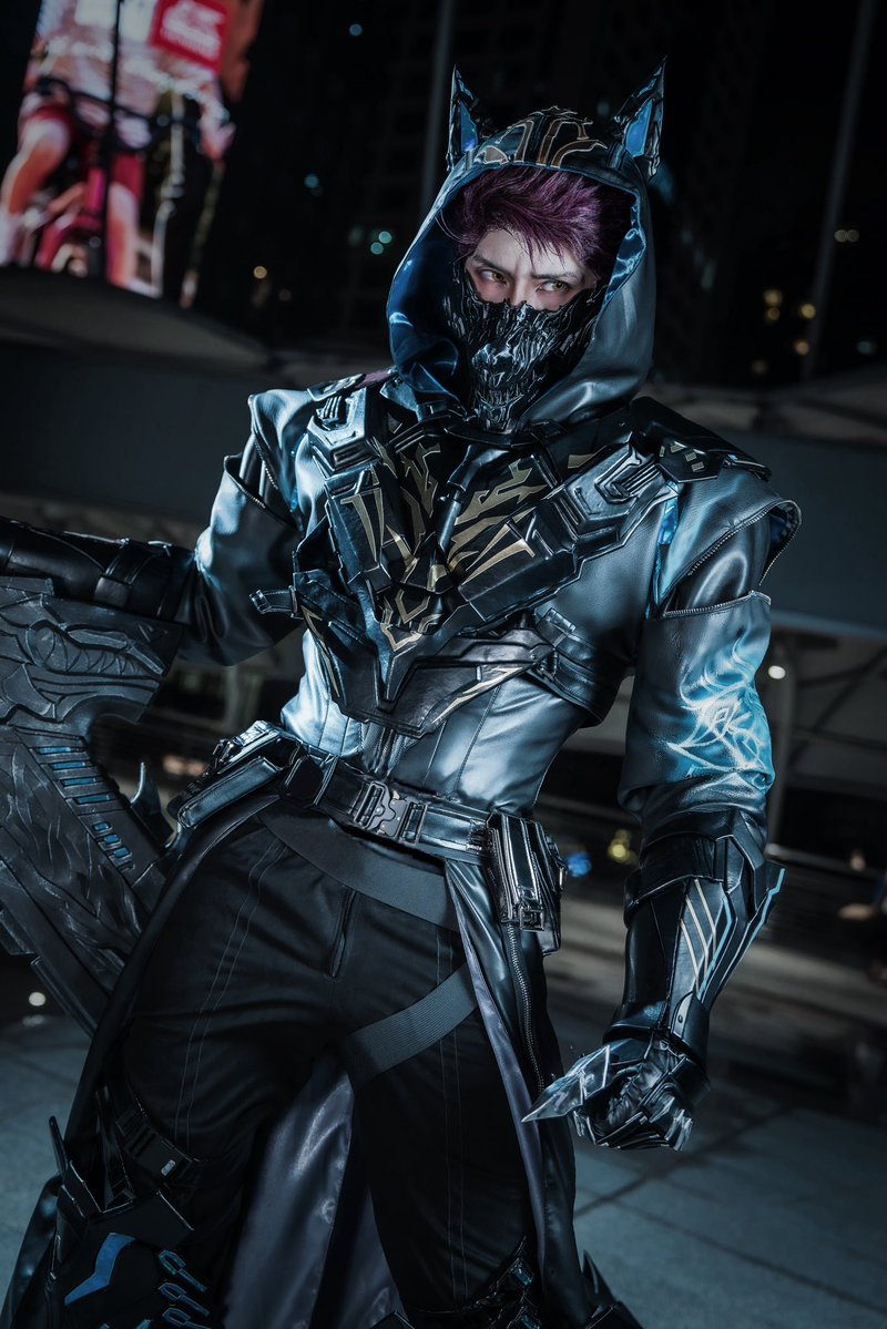 thames_malerose's tweet photo. จะใส่ชุดนี้กลางแจ้งในไทยอีกทีก็ต่อเมื่อประเทศไทยหิมะตก…
#bringbackvalko 
#cosplay 
#valko https://t.co/d20VcEp7CM