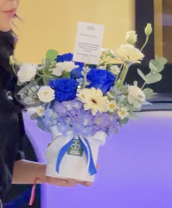 loving_fictions's tweet photo. Haus of Bloom flowers are ready for our Ren Presenter William today 🙂‍↔️🙂‍↔️

#RENxWilliam 
#williamjkp #WilliamEst https://t.co/dQSBR6ntU9