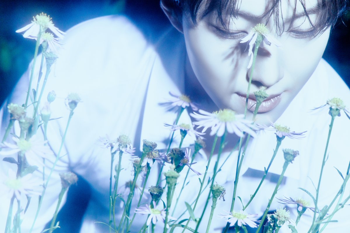 LES_BNM's tweet photo. 이은상 1st EP [꿈의 정원]
CONCEPT PHOTO : 𝐵𝐿𝑂𝑂𝑀 𝑉𝑒𝑟.🖤

2026.10.21 6PM (KST) RELEASE

#이은상 #LeeEunSang 
#꿈의정원 https://t.co/hLo7oNg8ZS