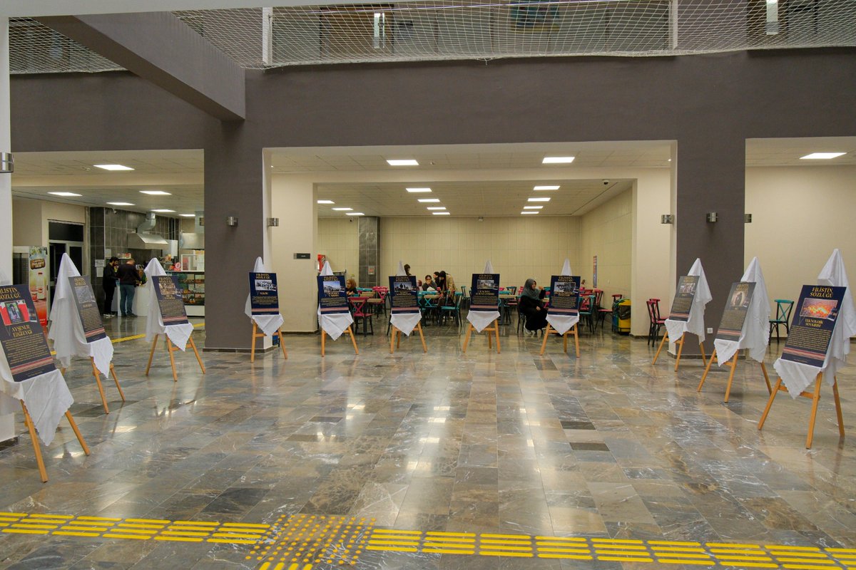 HituKurumsal's tweet photo. Filistin'de yaşanan soykırımı hatırlatmak, Filistin meselesini gündemde tutmak ve farklı şehirlerden ortak akademik bir ses yükseltmek amacıyla "Yedi Bölge Tek Ses: Filistin Sözlüğü" programı gerçekleştirildi.

✍️ https://t.co/8VNsDZEFgy

#HititÜniversitesi @ProfAliOzturk https://t.co/m1ZBvG0DAn