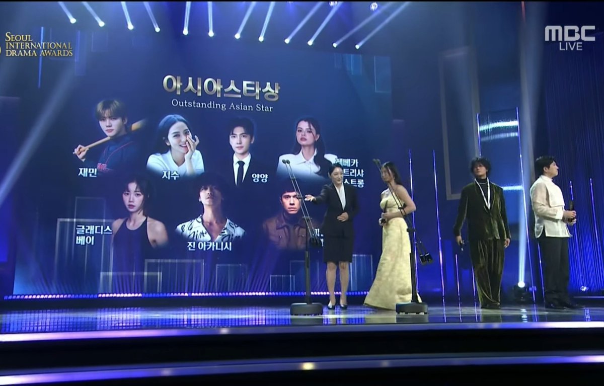 g_eneglaer's tweet photo. นอกจากไม่ได้ไปงานรับรางวัลด้วยตัวเองแล้วน้องแจมินยังไม่ได้แม้แต่ถ่ายคลิปกับรางวัลด้วยซ้ำ ครั้งนี้อิ sm ทำเกินไปมาก เกินไปมากๆ 😭😭😭😭😭💔💔💔💔💔💔 https://t.co/DBEqYgqKqW