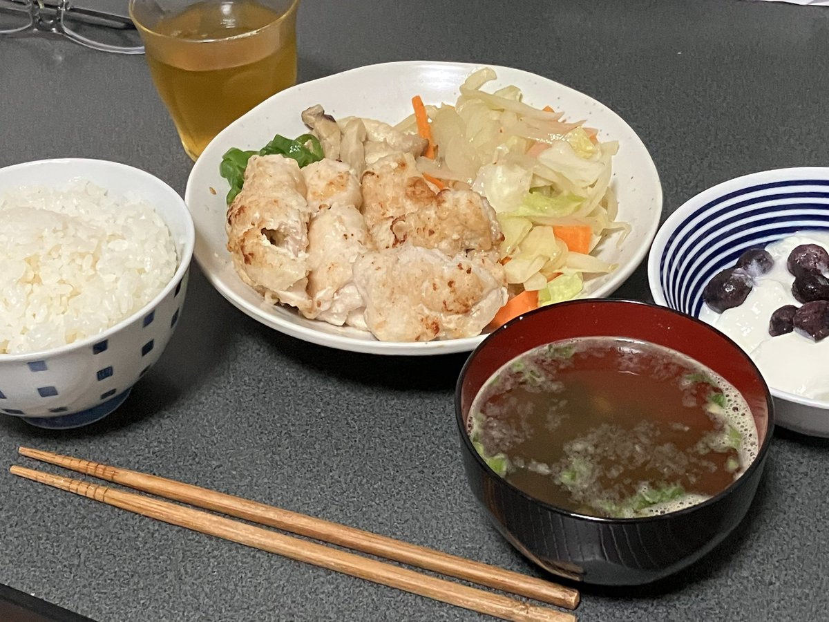 Bagumega's tweet photo. 飯 https://t.co/hoGNhFfc3i