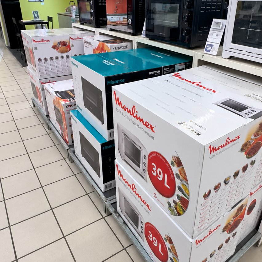 dimichoudhury's tweet photo. I can tell just from their packaging how little care goes into home devices https://t.co/qPHHoHn6wz