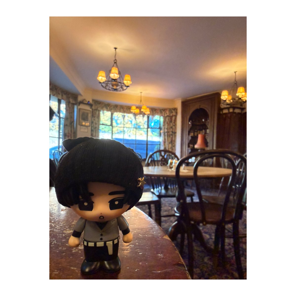 mysnowworld's tweet photo. めめ🖤が午後の紅茶CMで撮影した
お店に来ました
店員さんに話しかけて
「撮影したけどいなかったのよ」と
教えて頂きました
ちょうどめめが午後の紅茶についてインスタあげてたから
思わず声が出てしまった😵

#SnowMan
#スノーマン
#目黒蓮 
#午後の紅茶
#ソフビとお出かけ https://t.co/MFmk243Gvh