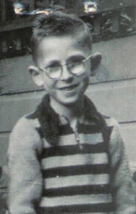AuschwitzMuseum's tweet photo. 8 October 1934 | A Dutch Jewish boy, Helmut Loewenstein, was born in Eindhoven.

In November 1943 he was deported to #Auschwitz and murdered in a gas chamber after the selection. 
---

A short video showing the ruins of gas chamber and crematorium III: https://t.co/6eiP6NhuGE https://t.co/PbM4ktdnFK