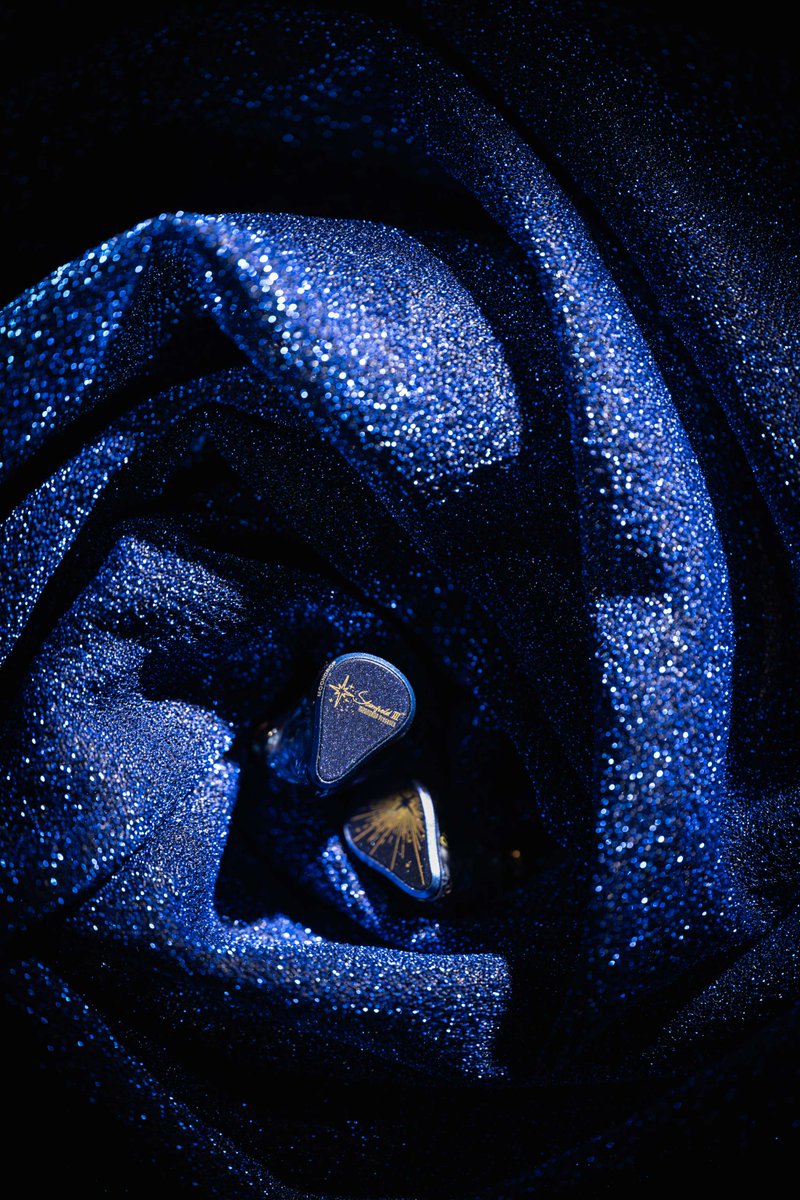 MoondropLab's tweet photo. Good news comes in pairs! Today we're thrilled to bring you the second new release of the day: Starfield 3! Coming in at US$149.99.🎊

The Starfield series, one of MOONDROP's evergreen dynamic driver lines, is now entering its third generation with the Starfield 3, marking a radical departure from its predecessors. It arrives with a host of innovations:

• 7.8mm treble dynamic driver + 10mm wood dome bass dynamic driver
• DLC Dome Treble Diaphragm
• Inner-Outer Equal-Volume Dual-Magnet Dynamic Driver
• Iridescent Paint Finish Faceplate with Gold-Printed Pattern
• Includes High-Purity OCC Cable
• 0.78mm 2-Pin Universal Interchangeable Cable Design
• 3.5mm Single-Ended / 4.4mm Balanced / USB-C with Built-In Sound Card
• 32-Band Visual Parametric Equalizer

Let ethereal and majestic movements come alive. 🎶