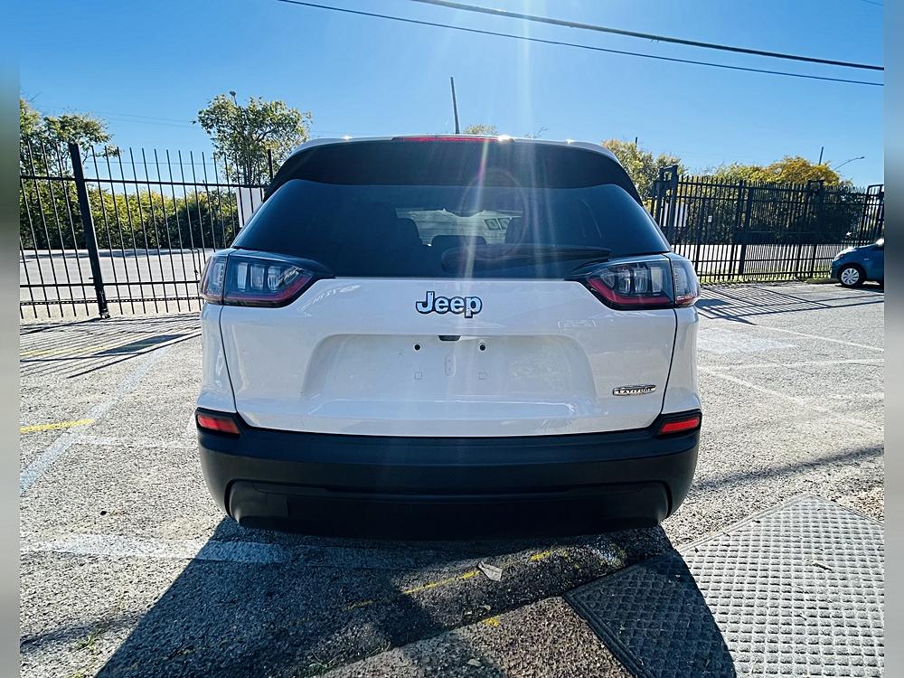 DelRealAutoS1's tweet photo. 2019 Jeep Cherokee 4 Doors $1,500...#Downpayment 
🚗 Drive Your Car TODAY! 🚗 ✅ Easy Financing – Low Down Payment!✅ 🗣️Se habla español📞 Call: (972) 262-4444
🌐 https://t.co/BOqG2DLUE8 #ENJOY #TODAY #YOUR #NEW #CAR #cars #texas #delrealautogroup #delrealautosale https://t.co/mXFeiD62CS