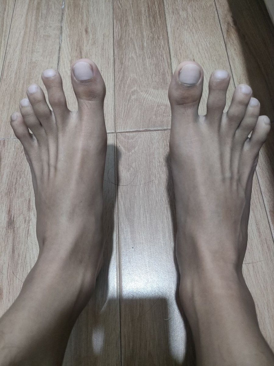 handsomalefeet's tweet photo. https://t.co/tidX1i13K1