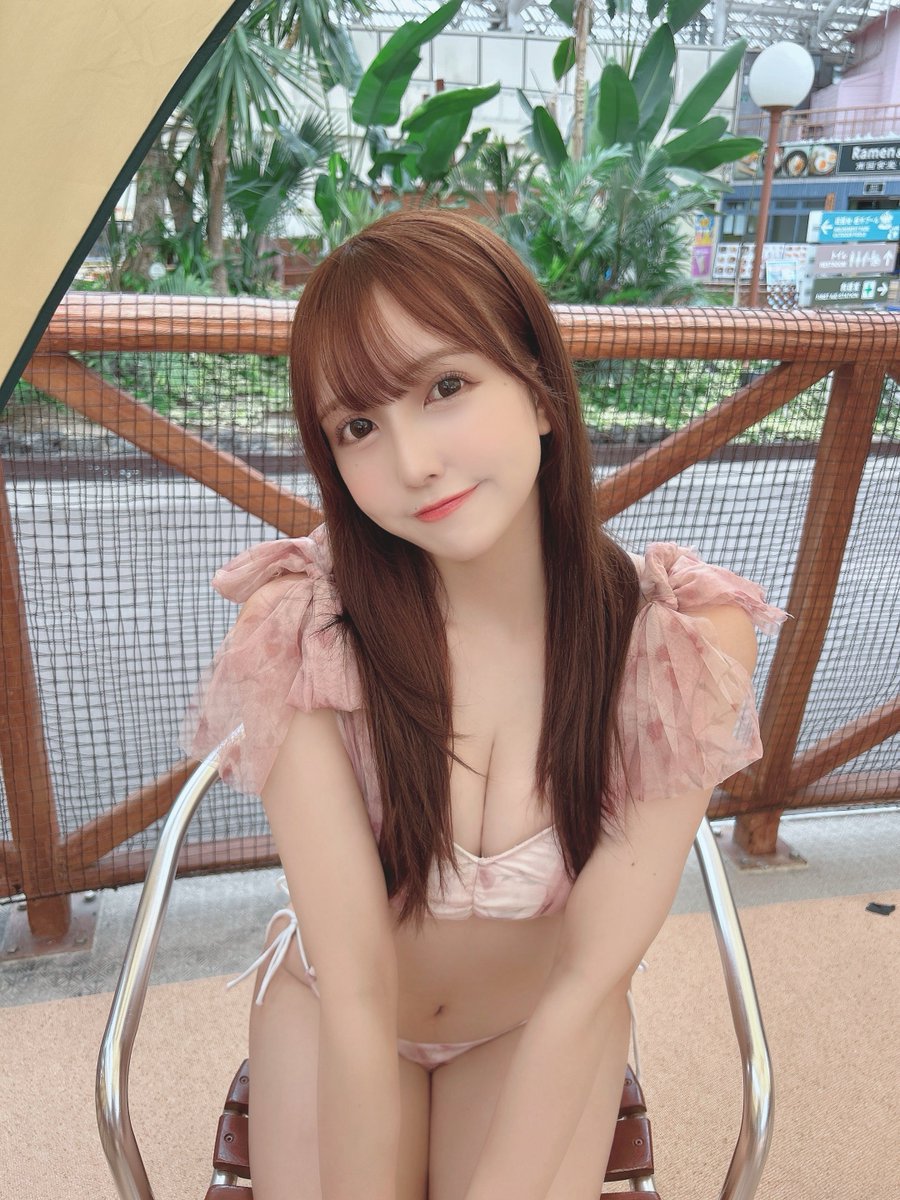 izumiii0__0 tweet picture