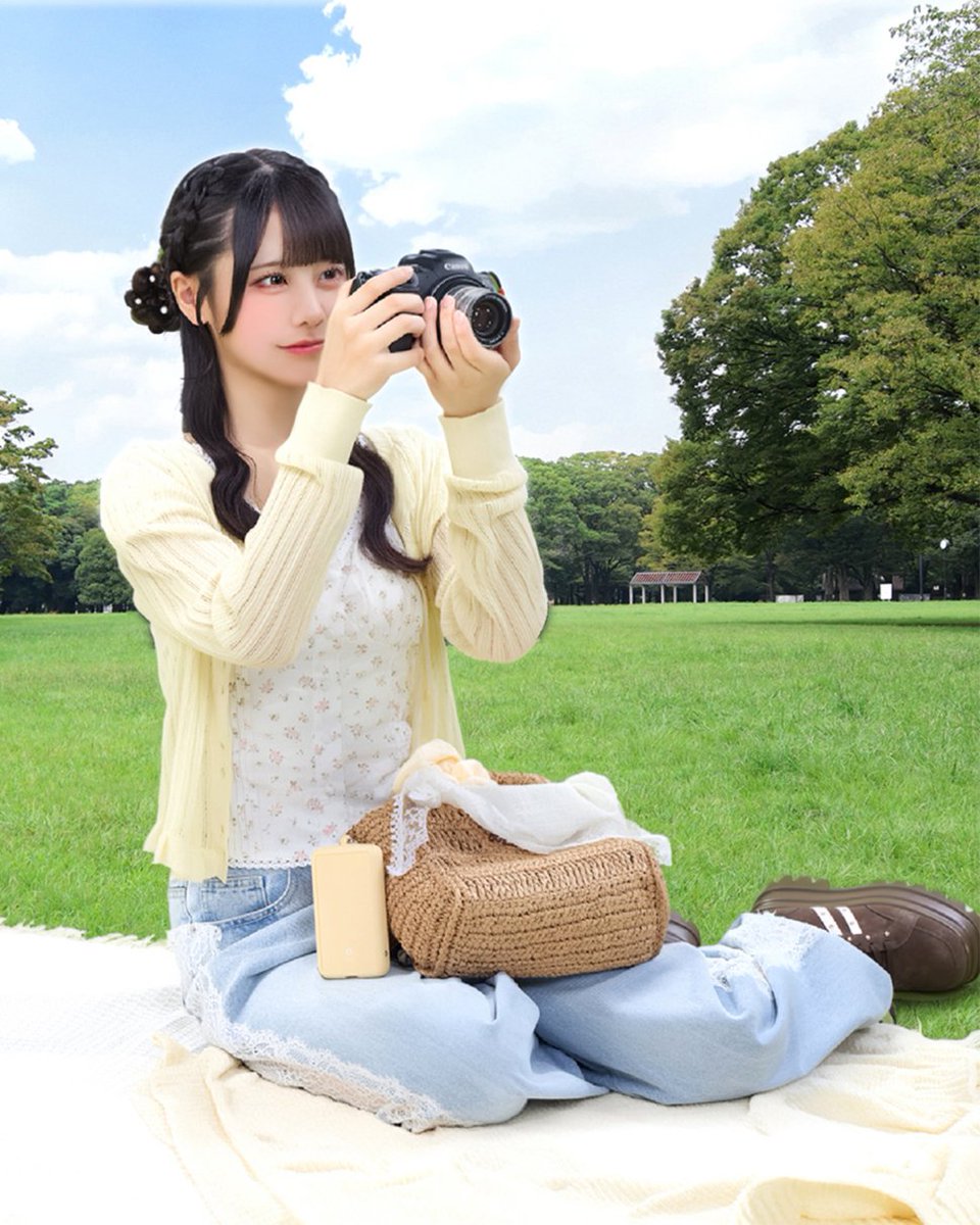 iface_jp's tweet photo. 福丸うさ(@iLiFE_fukumaru)さんが紹介する “#SafePaq!”

♡担当カラー 黄色
♡製品カラー ペールイエロー
♡福丸うささんからのメッセージ

「お仕事やプライベートで外出している時、スマホを使いたい瞬間にちゃんと手元にある安心感があって心強いです！」

ペールイエローのSafePaqはこちら⇩
https://t.co/au0lnTe48l

#iLiFE #iFace