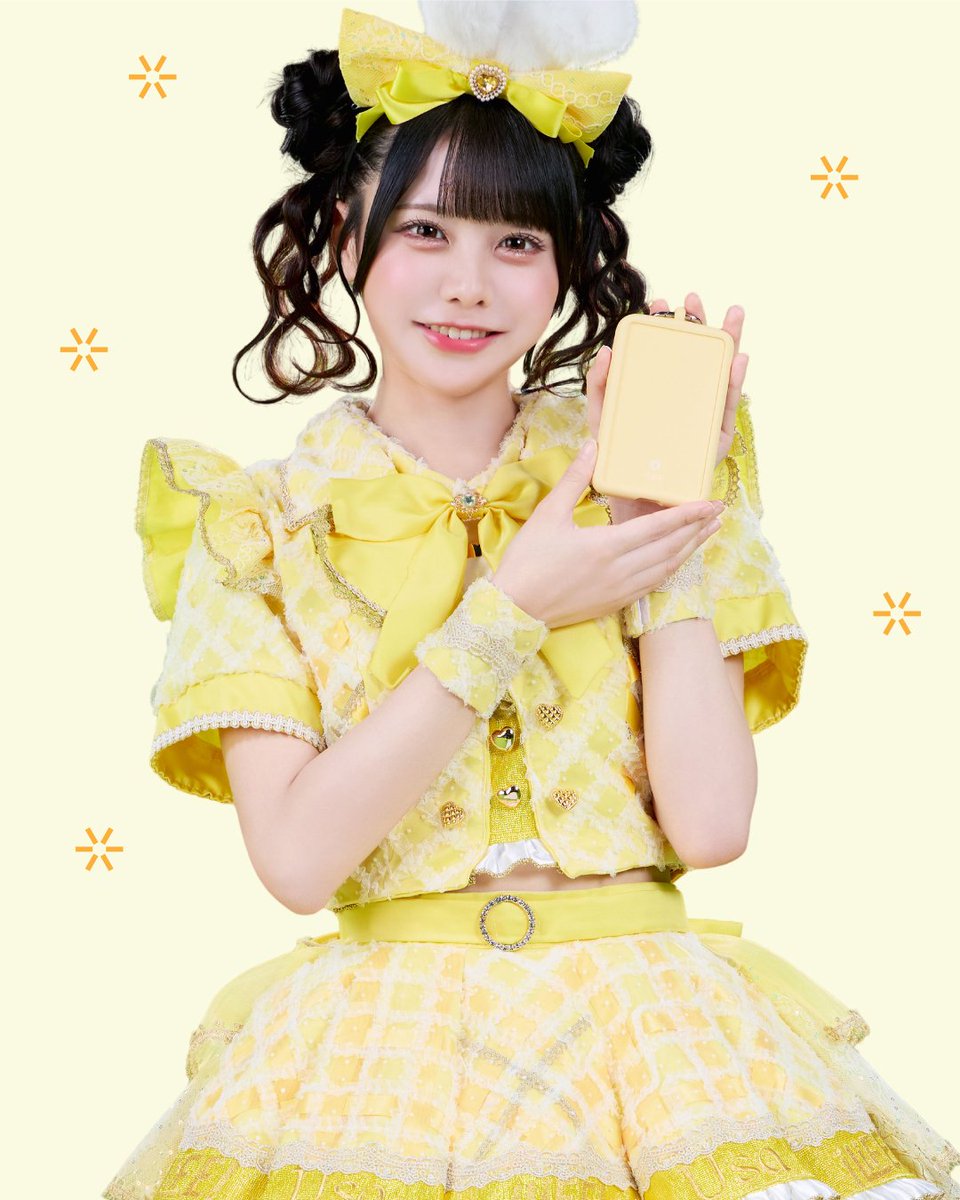 iface_jp's tweet photo. 福丸うさ(@iLiFE_fukumaru)さんが紹介する “#SafePaq!”

♡担当カラー 黄色
♡製品カラー ペールイエロー
♡福丸うささんからのメッセージ

「お仕事やプライベートで外出している時、スマホを使いたい瞬間にちゃんと手元にある安心感があって心強いです！」

ペールイエローのSafePaqはこちら⇩
https://t.co/au0lnTe48l

#iLiFE #iFace