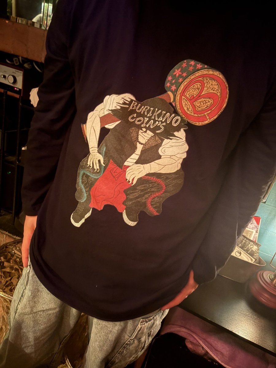chinchin_band's tweet photo. 新しいデザインでロンT作ってみました！
感触良ければ物販値段で数量限定販売しようかなと思いやす！

タダ https://t.co/tndPTSJa8I