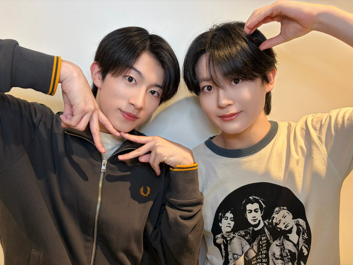 iiondo_official's tweet photo. /／ 
＋KIRARI 「ひだまりん家」での生配信ありがとうございました☀️
 \＼  

本日は畑駿平・守本勝倶・さらに宮本琉成•髙橋夢人もちょっぴり参加してお送りしました✉️

 +KIRARI内にはアーカイブも残っているので見逃した方はぜひご覧ください！  
次回の配信もお楽しみに🌡️ 

 ひだまりん家入会はこちらから🏠！ 🔗https://t.co/0zAqFBWhOz 

#iiONDO 
#HiDAMARi 
#EBiDAN