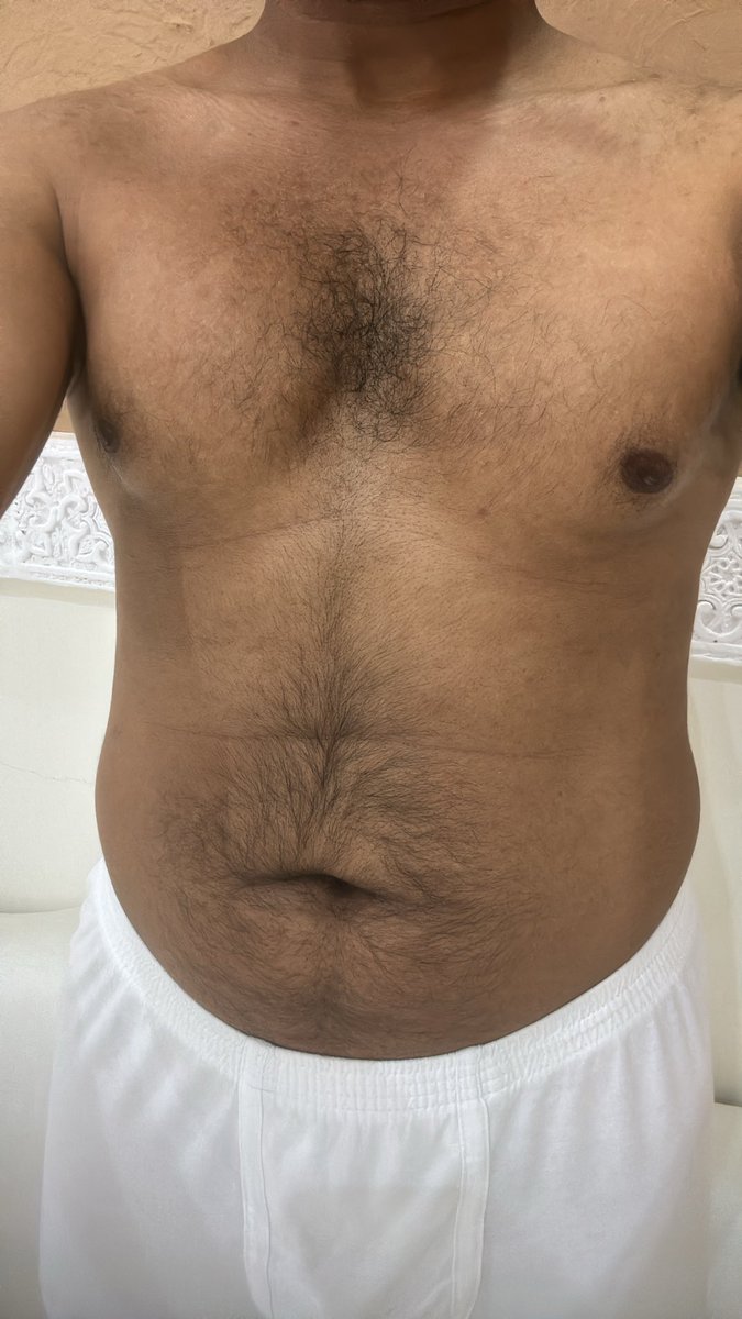 hh567gnnm's tweet photo. @Claraken1 This is my body😎 https://t.co/avykUNMIoI