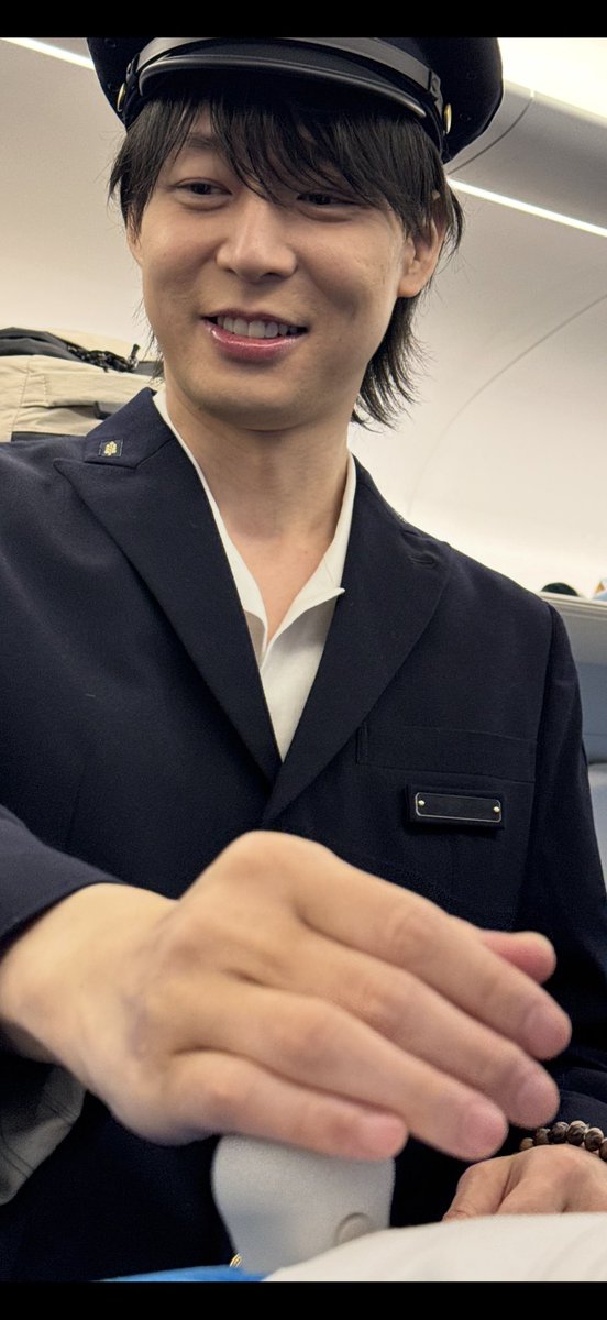 yumiyuchun's tweet photo. 私が20年ずっと応援してきたカッコかわいいユチョンはこちらです
爪までなんてきれい💕

#ユチョン https://t.co/ivWZhOg4jP