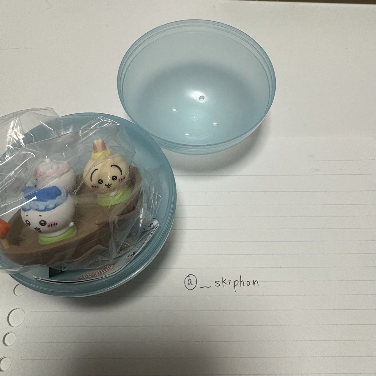__skiphon's tweet photo. 【交換】 映画 ちいかわ デスクトップフィギュア

譲)ちいかわ＆ハチワレ＆うさぎ（小物入れ）

求) 買取orリプ画像参照
      
大阪難波または心斎橋にて手渡しのみ
10/10.11は梅田にて可能
お気軽にお声掛けください https://t.co/4GPubOhrmJ