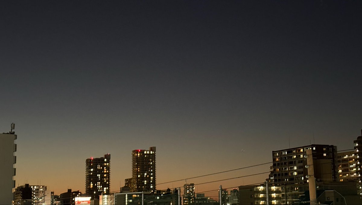 mouse_niku's tweet photo. 仕事おわたぜ 良い夜景だぜ https://t.co/I59xCIyiZj