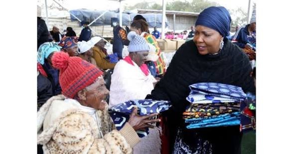 Leon_GreenG's tweet photo. 🇿🇼❤️ FIRST LADY DR AUXILLIA MNANGAGWA'S DOEK DRIVE: REVIVING OUR CULTURE, EMPOWERING WOMEN AND PRESERVING OUR HERITAGE

A doek is more than just a piece of cloth. It symbolises dignity, respect, womanhood, cultural identity and the rich traditions passed down from our mothers and grandmothers.

Through her flagship Doek Drive, Zimbabwe's First Lady, Her Excellency Dr Auxillia Mnangagwa, is championing the revival of our cultural values, empowering women and encouraging younger generations to embrace and preserve their African heritage.

Launched in Shamva, Mashonaland Central Province, in May 2026, the initiative has reached communities in Manicaland, Masvingo, Matabeleland South, Mashonaland East, Midlands, Matabeleland North, Bulawayo and Harare, demonstrating her commitment to ensuring that no woman, community or province is left behind.

The overwhelming turnout in Bulawayo, where women gathered in colourful doeks, imvunulo and traditional wrapping cloths, reflected the beauty of Zimbabwe's cultural diversity, unity and pride.

Beyond traditional dressing, the Doek Drive promotes Ubuntu/Unhu, respect, family values and the empowerment of women and young girls. It reminds us that embracing modern development should never mean forgetting our roots.

As Zimbabwe progresses towards Vision 2030, Her Excellency continues to demonstrate that cultural preservation, women's empowerment and national development go hand in hand.

🇿🇼 Dhuku redu, hunhu hwedu, tsika dzedu, nhaka yedu! Our culture, our identity, our pride!

#DoekDrive #FirstLadyAuxilliaMnangagwa #WomenEmpowerment  #ZimCulturalDiversity #Vision2030 #LeavingNoOneBehind