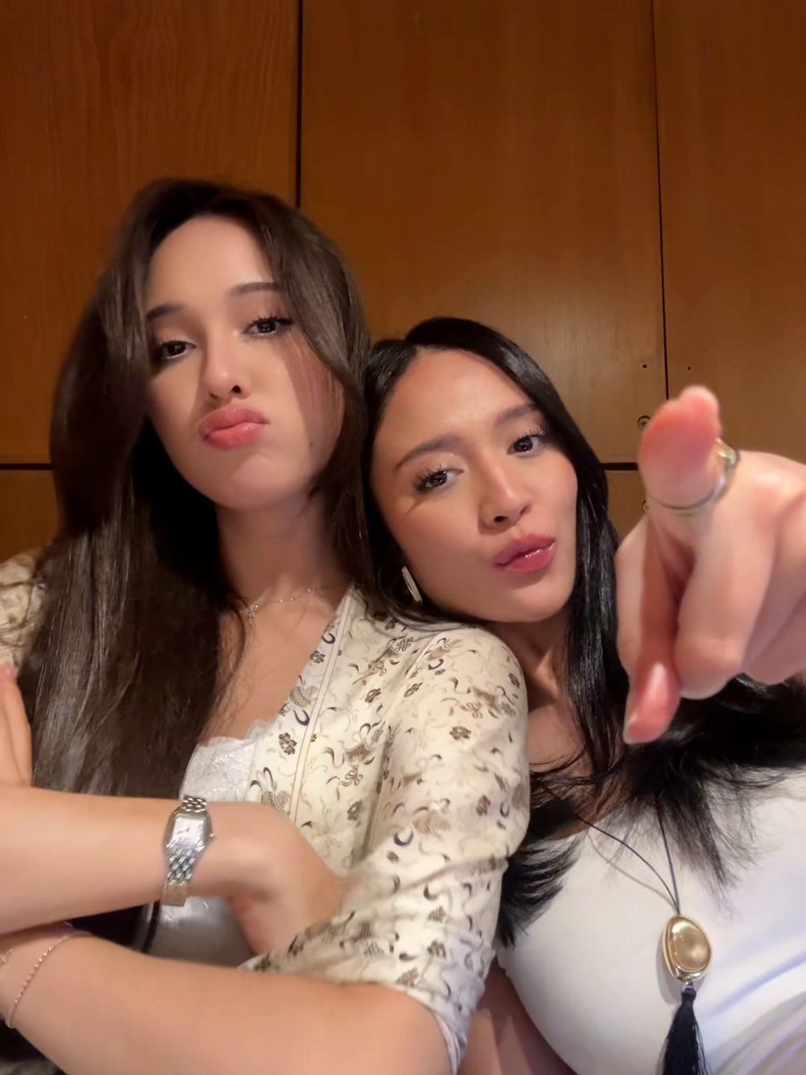 cjuliais's tweet photo. my favvv chaotic duo, so cutie🤏🏻 https://t.co/uKU0ZgP1wj