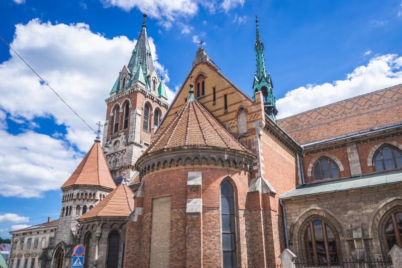 staryswiat24's tweet photo. Kościół św. Stanisława w Czortkowie.

Piękne dzieło arch. Jana Sasa-Zubrzyckiego na kresach, wybudowane w nurcie gotyku nadwiślańskiego. https://t.co/NGYqSHvUfq