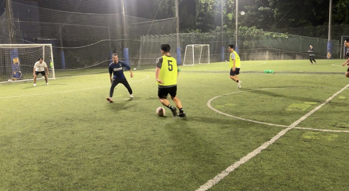 lateral_futsal's tweet photo. 10/8(木)21時〜ラテラウ枚方個サル開催
現在11名、残り9名募集
チーム・ドタ参加・遅れて参加OK
開催決定です✨

ぜひ一緒に楽しくボールを蹴りましょう⚽️
ご参加お待ちしてます🙋‍♂️

申込はこちら
https://t.co/1H32zJfBzO

個サル募集
10/10(土)19-21ガチ個サル
10/10(土)21-23 https://t.co/wRlfrDF8m9