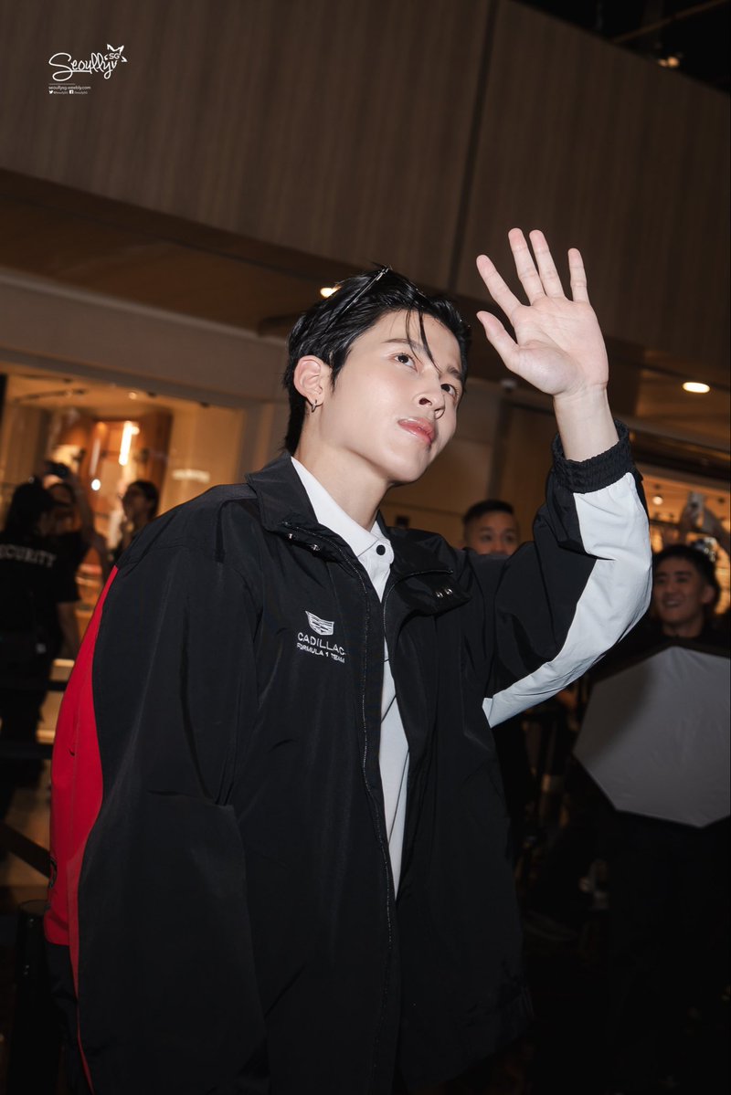 SeoullySG's tweet photo. [#TOMMYHILFIGER | 📸 PHOTO] TOMMY HILFIGER X CADILLAC FORMULA 1® POP-UP — POND NARAVIT & FOURTH NATTAWAT
 
IT WAS AN AMAZING AFTERNOON WITH POND & FORTH 🫶🏻

#TommyHilfiger #TommyFamily

—
POND x TOMMY HILFIGER CAD F1
#TommyHilfigerxCadillacF1 #PondNaravit #ppnaravit #TommyHilfigerxPond

TOMMY CADILLAC F1 WITH FOURTH
#TommyHilfigerxFourth #FourthNattawat #โฟร์ทณัฐวรรธน์