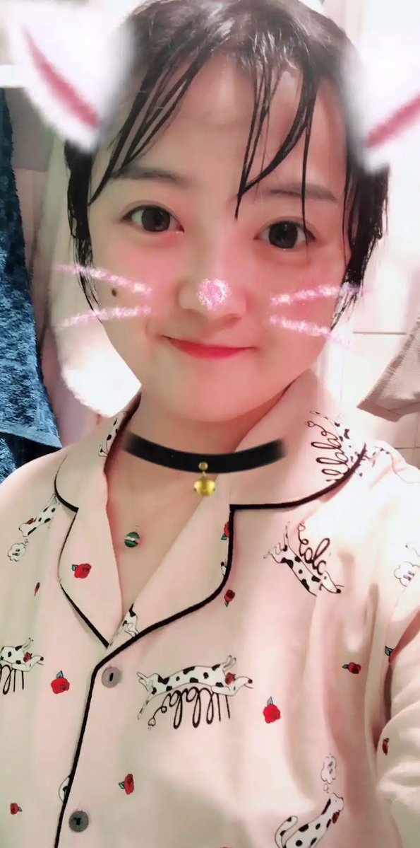 AvelyraX7's tweet photo. 兄弟们得吃了

小红书就是好约🤣🤣

还是个大学生🥹🥹 https://t.co/K0YtsfVGdG