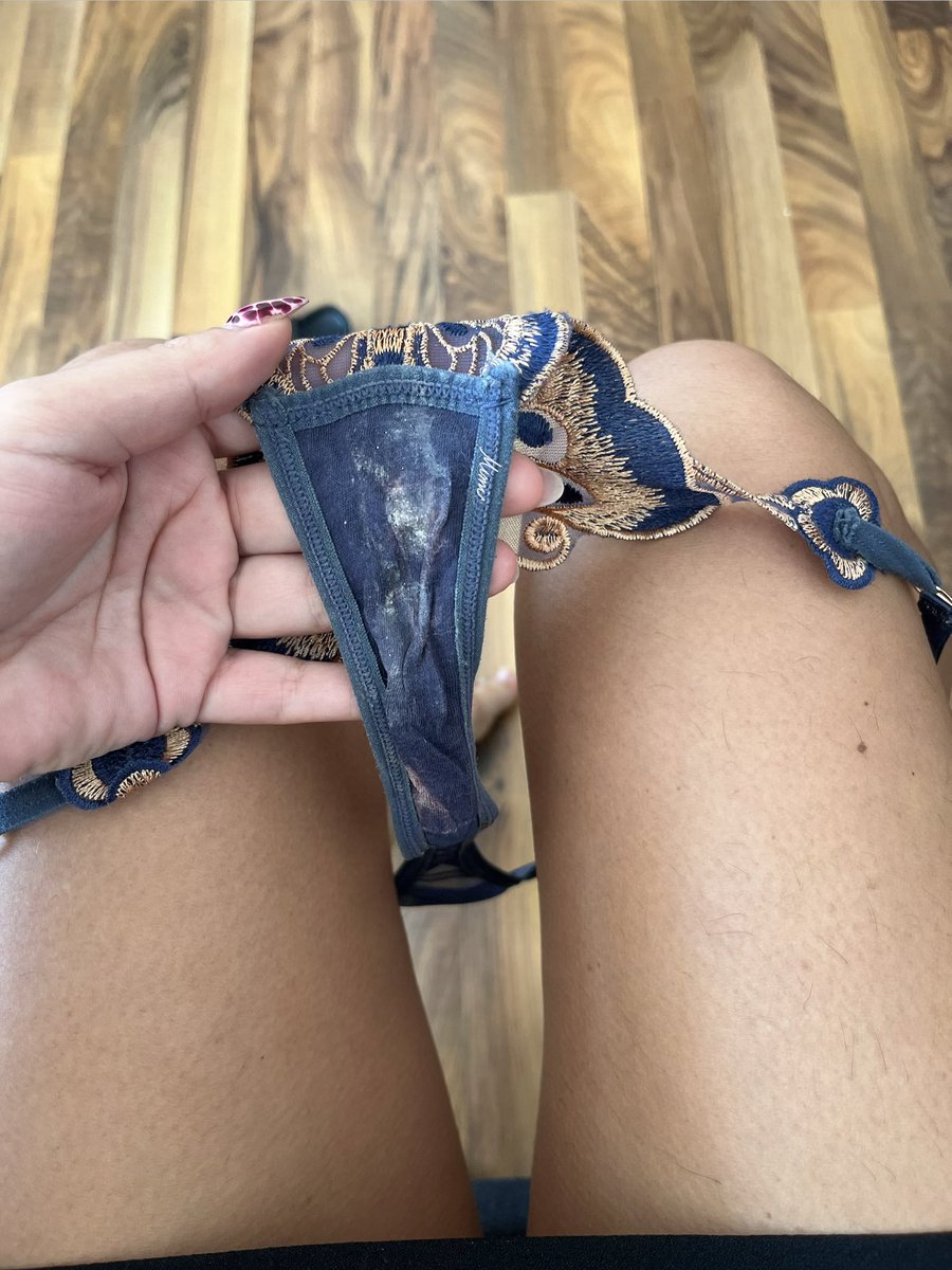 TheMimiCraCra's tweet photo. 💋 Day 3/10 💋

Today I’ll stay home to renovate my kitchen💖
I’ve been to a furniture shop this morning wearing a dress… everyone could follow me by the smell 🤭 https://t.co/zvLtFVVpUc