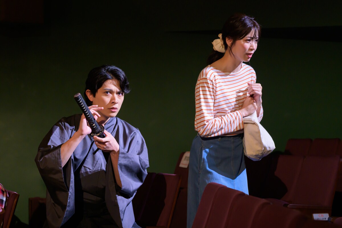 stage_natalie's tweet photo. 人生の主役は自分！林翔太ら出演「スナック・モブキャラ」開幕（舞台写真 / コメントあり）
https://t.co/3UcOzmRgfp

#スナモブ #ワタエン https://t.co/zHIBMAB998