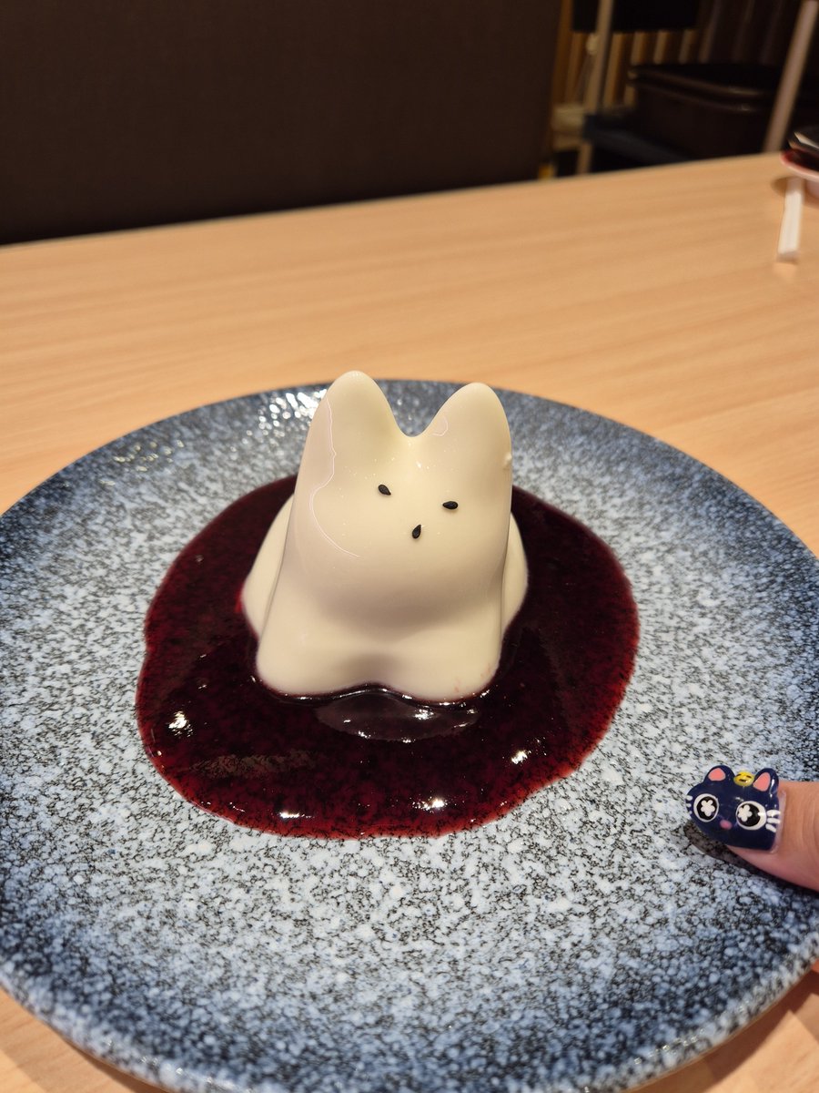 MapleMewstuff's tweet photo. อวดของกินไม่ อวดเล็บ ใช่ https://t.co/UuLk2fJ3NQ