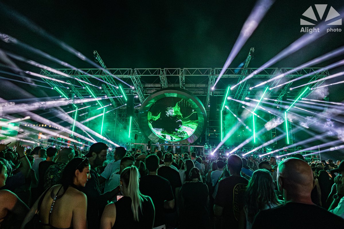 acme_lighting's tweet photo. The energy of #BeonixFestival2026 came alive through bold lighting, creating an immersive atmosphere across the stage. Nearly 350 ACME fixtures were deployed across the production, including #PixelLineIP, #SagittaIP, #Hyperzone, #Gemini, #UltraBlinderIP &amp; #Aeco20.
Credit: Alight https://t.co/sIiuTDJp5v