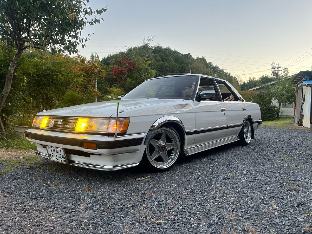 gx71mark2gt's tweet photo. 修理から帰ってきたので、E-WINGに履き替えてぶらぶらドライブしてきた！
早速スタンドの店員さんにナンパされてきました笑
エアコンがカビ臭くないし、めちゃ効きがいいし笑
めちゃくちゃ金かかったから、しばらくは大丈夫でしょ多分😇 https://t.co/R3QRlpmu41