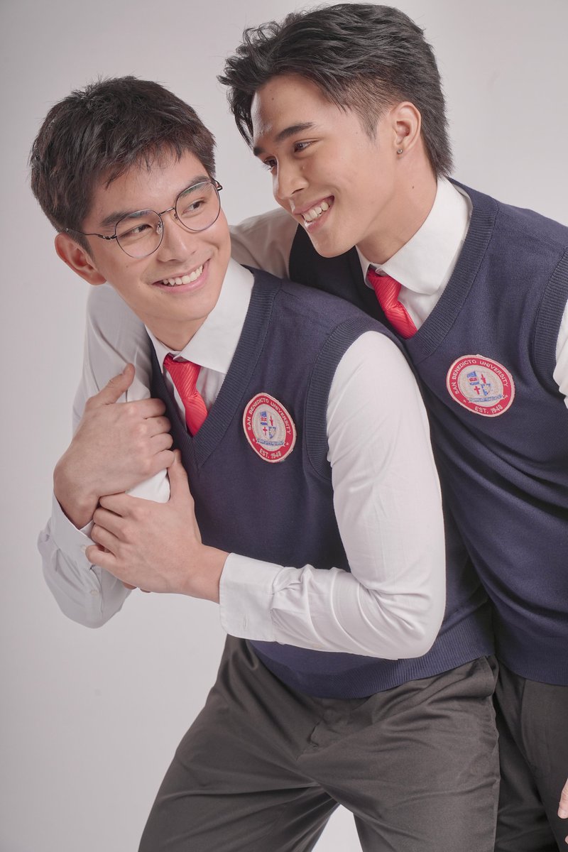 ofc_iwant's tweet photo. They say keep your friends close and your enemies closer... but maybe not this close. 🥋👀
 
Watch out for the first-ever BL vertical series of ABS-CBN Studios starring Rave Victoria & introducing Lance Jeremy with Inigo Jose, Kanata Tapia, Rhianna Santiago, Josh Worsley, Ian Lubrica, Valerie Concepcion & Christian Vasquez. Directed by Theodore Boborol.

#CoachMeMaybe COMING SOON on iWant!