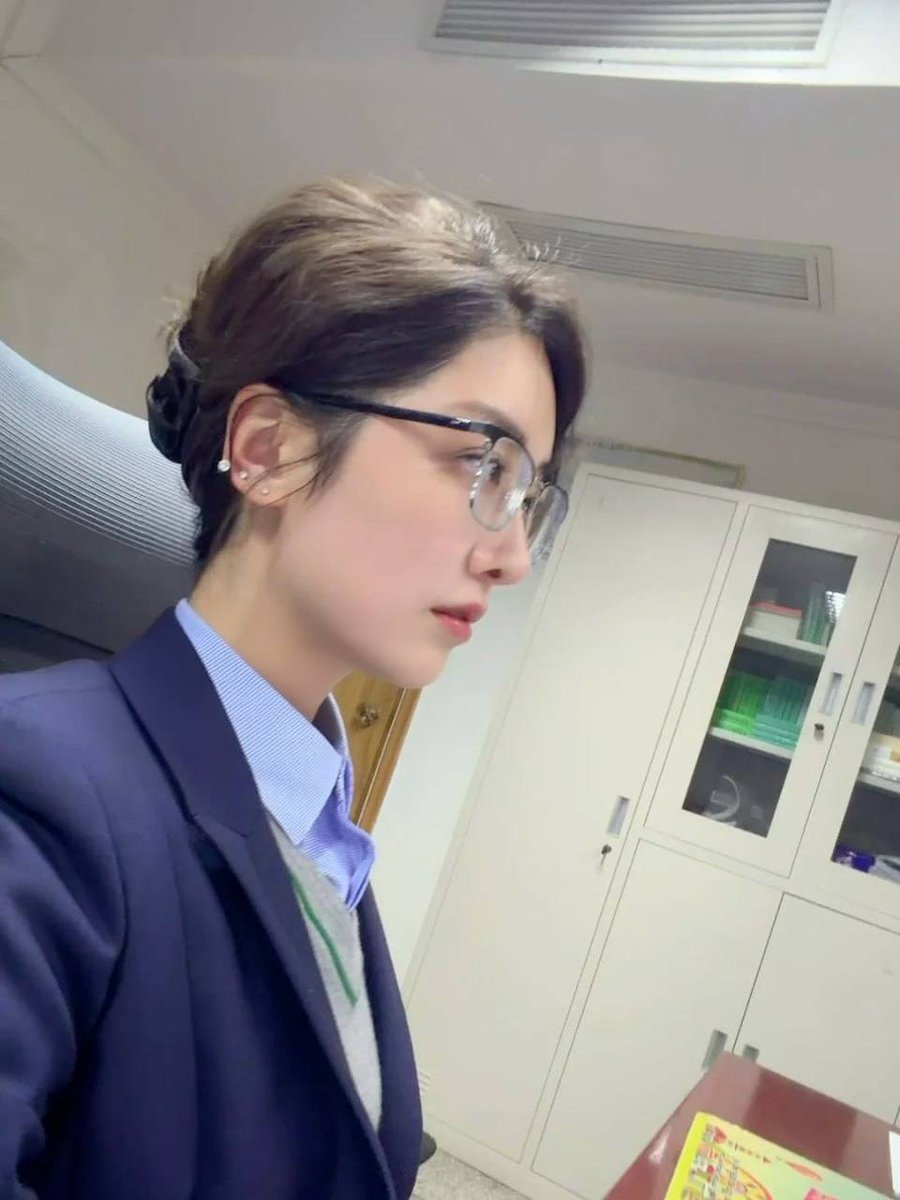 ParoDancer's tweet photo. 可以尝试接触，我不是卖的。希望互不干扰，分寸感很重要，喜欢有礼貌的... https://t.co/63ZfGtrQPU