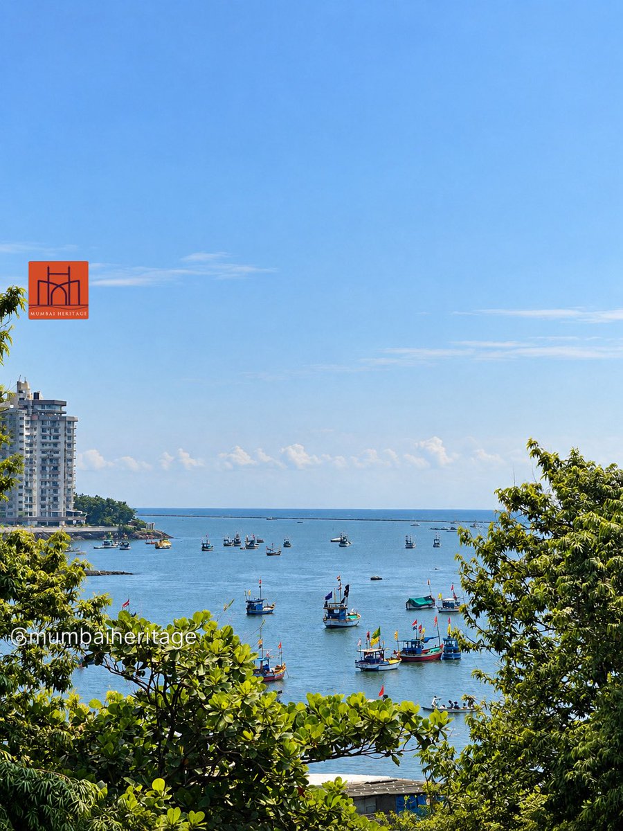 mumbaiheritage's tweet photo. Back Bay, Colaba.

A glimpse of Mumbai’s coastline, with fishing boats scattered across the waters and the city quietly framing the bay.

#Mumbai #Colaba #BackBay #MumbaiHeritage #Bombay https://t.co/xi9lEaee3H