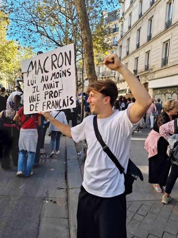 libertaire10's tweet photo. 😂 https://t.co/eG6qCwvylo