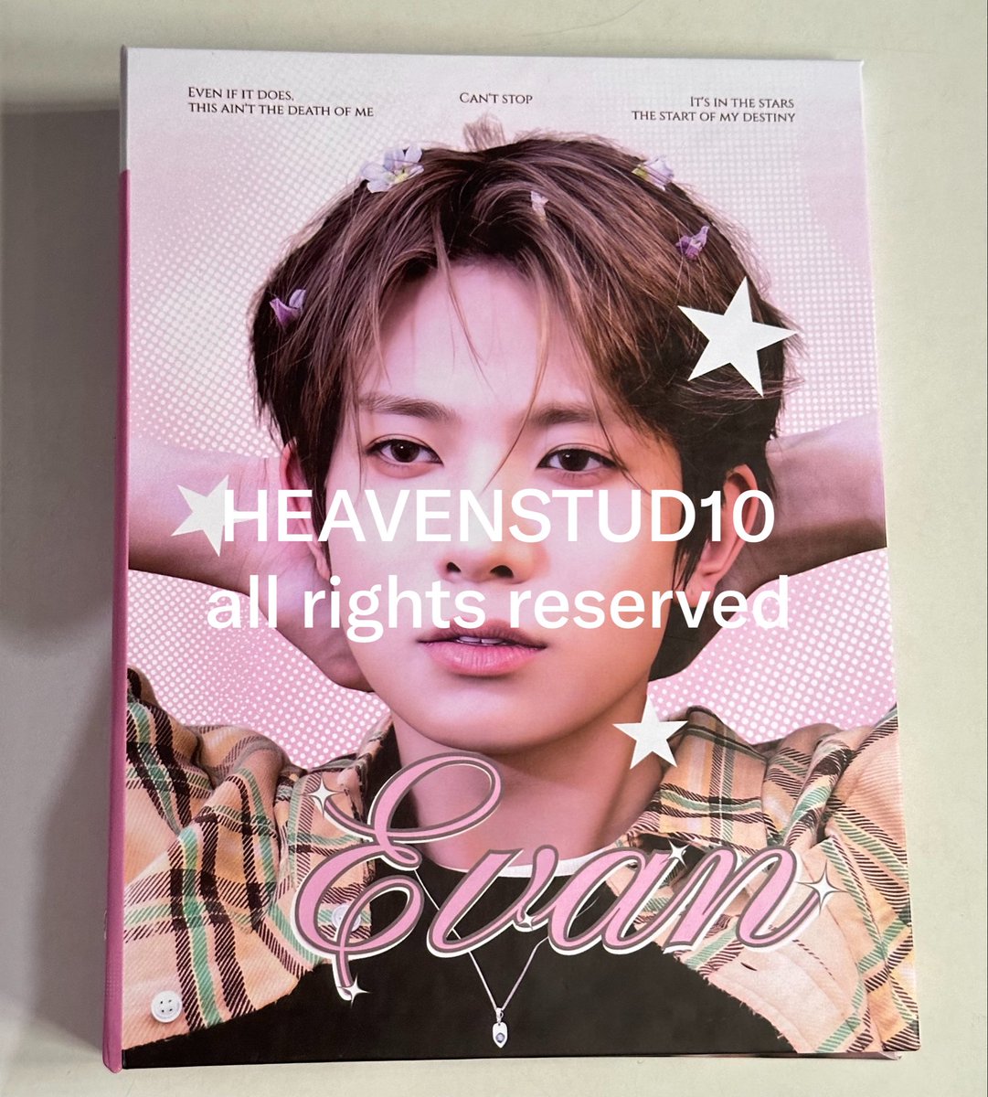 hccvanly's tweet photo. kindly help rt <3 interest check!

hi COER, EVER, &amp; ENGENE

aku rencana mau open PO binder photocard lagi dengan desain terbaru di batch ke-4 ini! previous 3 batch kemarin udah sold total 100 binder 🤩✌🏻

drop ur @ if you’re interested ^^

- design details and sample in reply! https://t.co/1FVnsO2Das