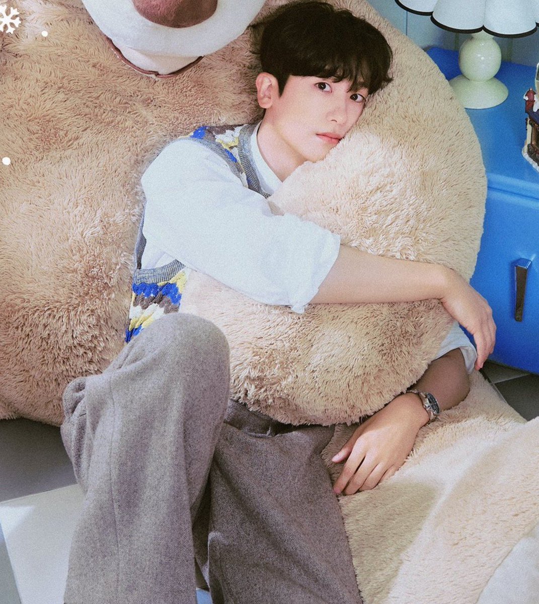 rinsora1116's tweet photo. ใกใคใณใในใฟใผ่งฃ็ฆใงใใณใทใงใณไธใใโจ๐งธ๐โจ
ใใใฆใใฎใในใ๐ฆบใในใฟใผๆฎใใง็ใฆใใใ ๐น
#PARKHYUNGSIK
#ใใฏใใงใณใทใฏ #๋ฐํ์
#SIKcretChristmasVillage
#SIKcret https://t.co/xGb0OEYesz