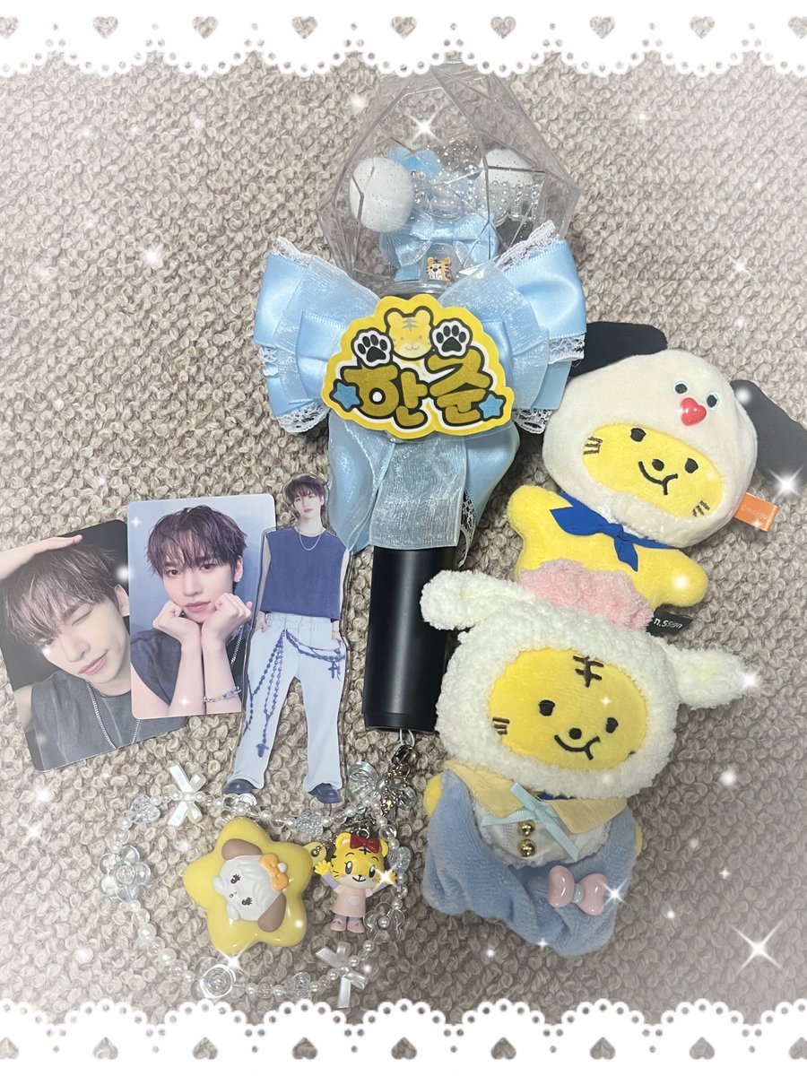 yuka_hanjun's tweet photo. 明日からツアー開始〜!!!🐯🩵
久しぶりのエンサの全力パフォ楽しみ!!!🙂‍↕️

社畜だたのでハンジュンに会うの半年ぶり多分過去一期間あいた(感覚バグ
スタンディングなのでボードはちっちゃくしてみました🐯🪽🩵

スタンディング自信ないから椅子欲しいけど👈いっぱい騒ぎますっっっ🙂‍↕️👈笑 https://t.co/BEXcVAE816