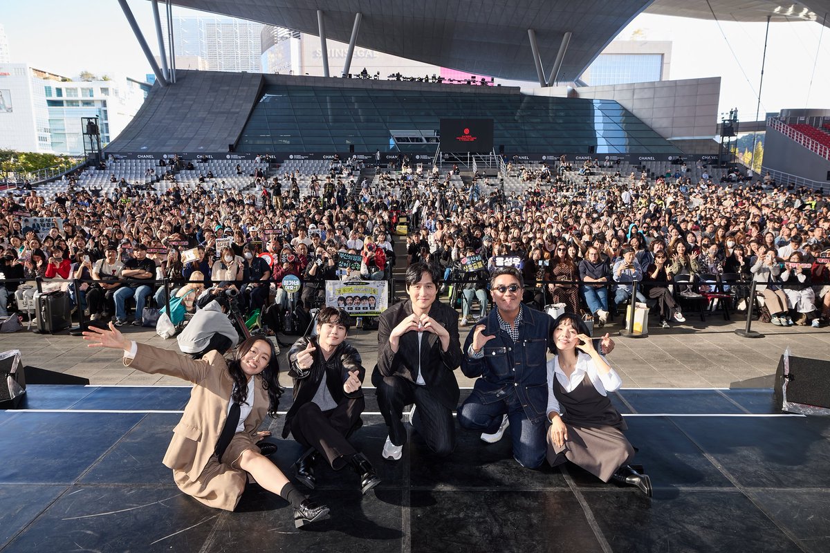ONGgall's tweet photo. [📸] BIFF 2026 뉴스레터 #정가네 오픈토크

#옹성우 #ONGSEONGWU https://t.co/A6bjidqGhE