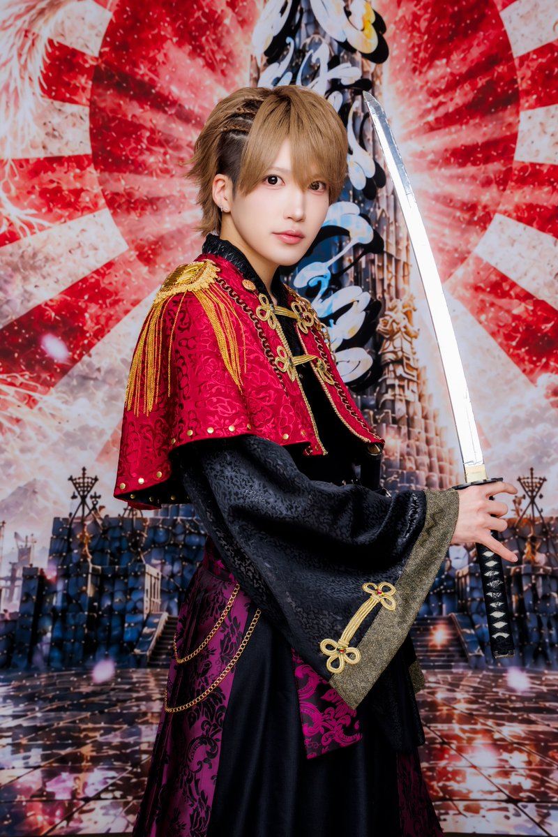 official_Ksly's tweet photo. ーーー剣豪スレイヤー第三期解禁ーーー

　　　　殺陣×アイドル

【桃色】桃喰なぎ(@nagi_Lpdx )
【暁色】克(@katsukun_0131 )

　　　　個人アー写総合計
　　　▶RP＋♡＝2000達成◀

　　全体アーティスト写真解禁。 https://t.co/46v3CDPzKr