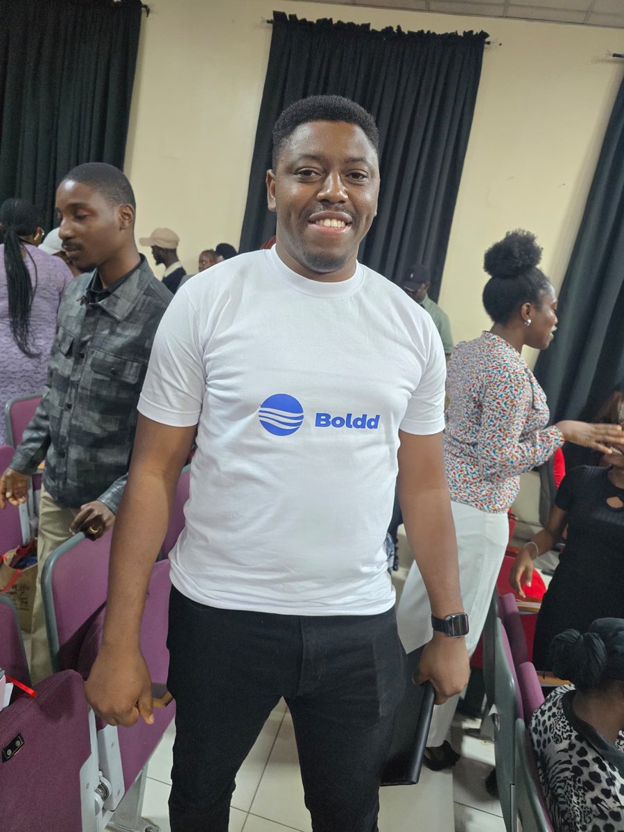 obisense1's tweet photo. You should probably be following @iamopeyemipaul.

Tech founder building @1apponline, shares real startup/business lessons, job opportunities, supports entrepreneurs and does weekly giveaways too.

No boring CEO content 😂
Follow him and join the community https://t.co/up9sxKqUHc https://t.co/cYTynQEmad