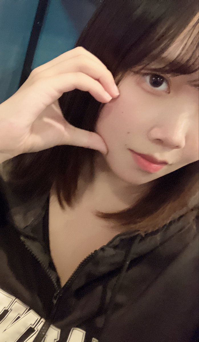 nnm_0619's tweet photo. 今日は19:00-23:00までいまーーす！
寒々なのでお酒入れて暖かくなりましょー

 #ガルバ  #ガールズバー  #ガルバ嬢  #コンカフェ https://t.co/9xTOz5cuGn