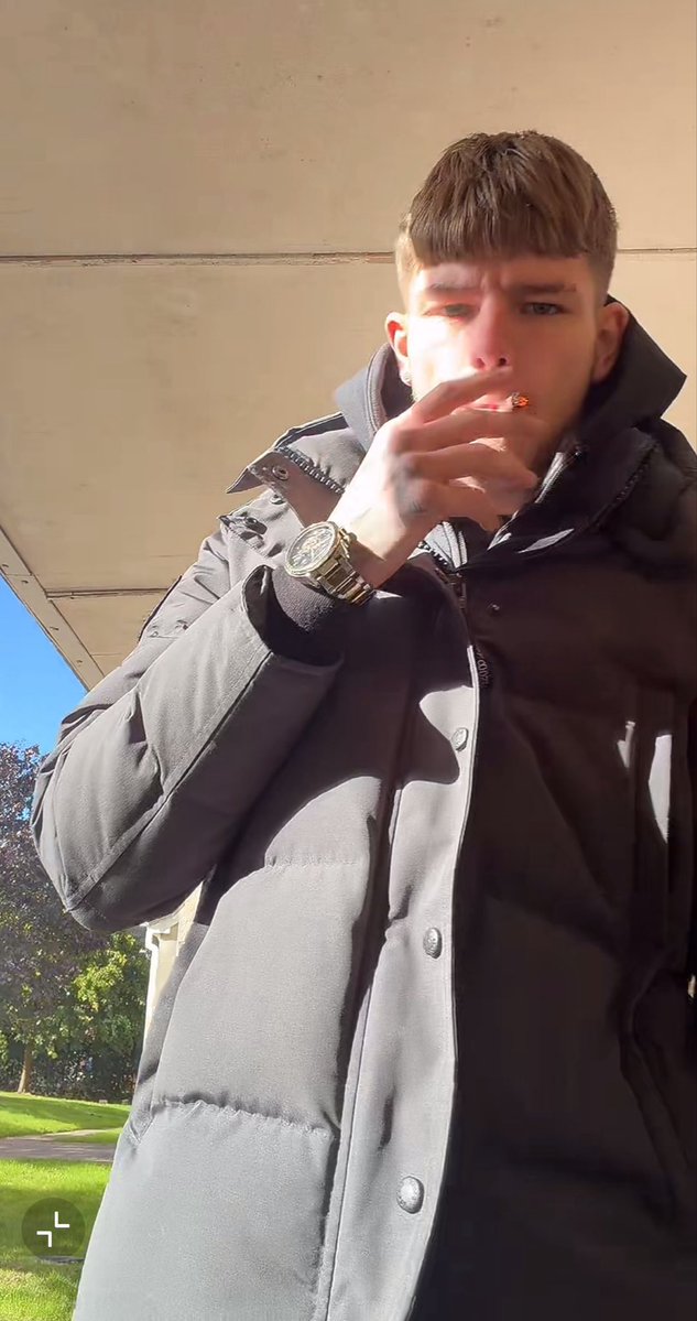 Stonerrloverr's tweet photo. More from this fit stoner seeing as people liked him before https://t.co/Cqb4waJ6Gu
