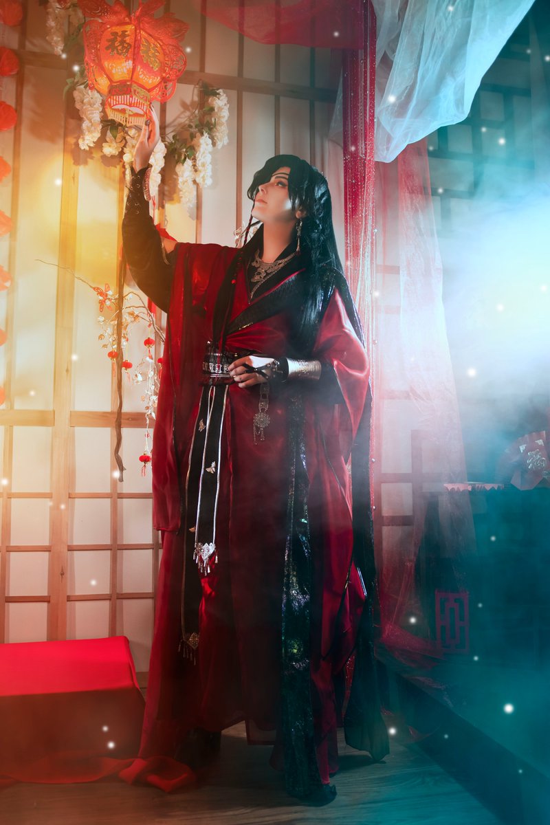 Calamity1red's tweet photo. Only when you’ve experienced what it feels like to be alive, can you understand why someone would choose to die

#tgcf #cosplay #huacheng #tgcfcosplay #tianguancifu #heavenofficialblessing https://t.co/9DKglUF4hU